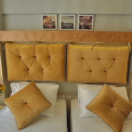 Hotel Just