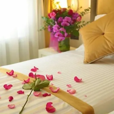 Hotel Just 3*